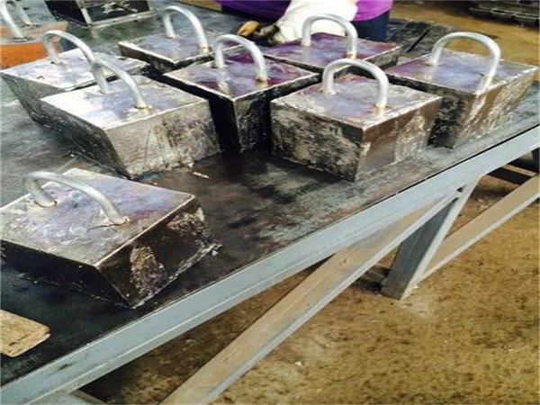 南岸浇铸异形铅件